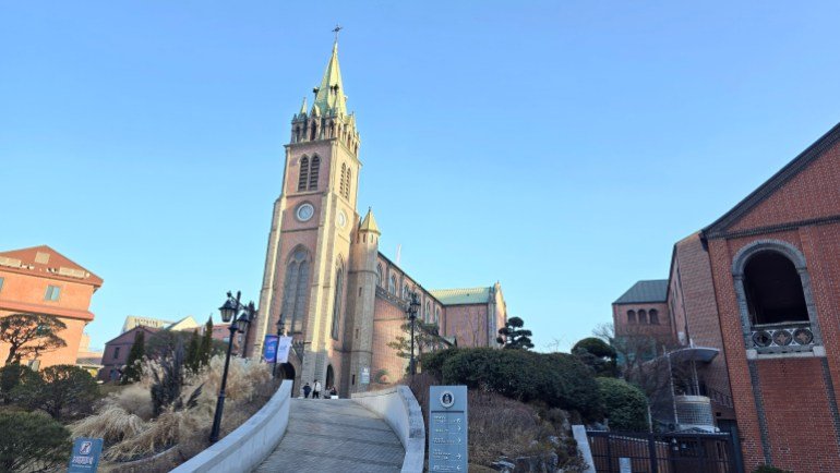 Dong Mongols Cathedral in Seoul announced by the government a historic site in 1977