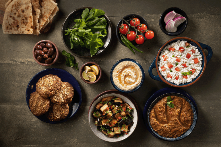 An Egyptian meal, prepared by chef Heba Abdel -Alim, varies between beans, attendance, cheese and Egyptian municipal life (3)